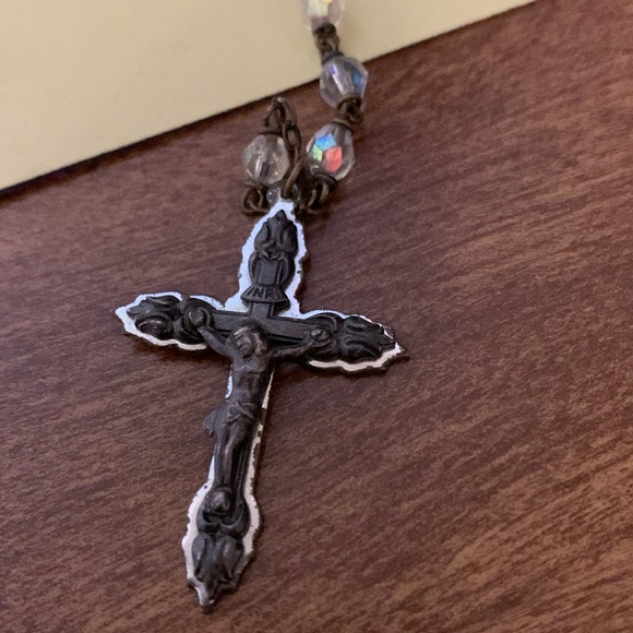 Vintage necklace with crucifix  26” - Picture 4 of 6